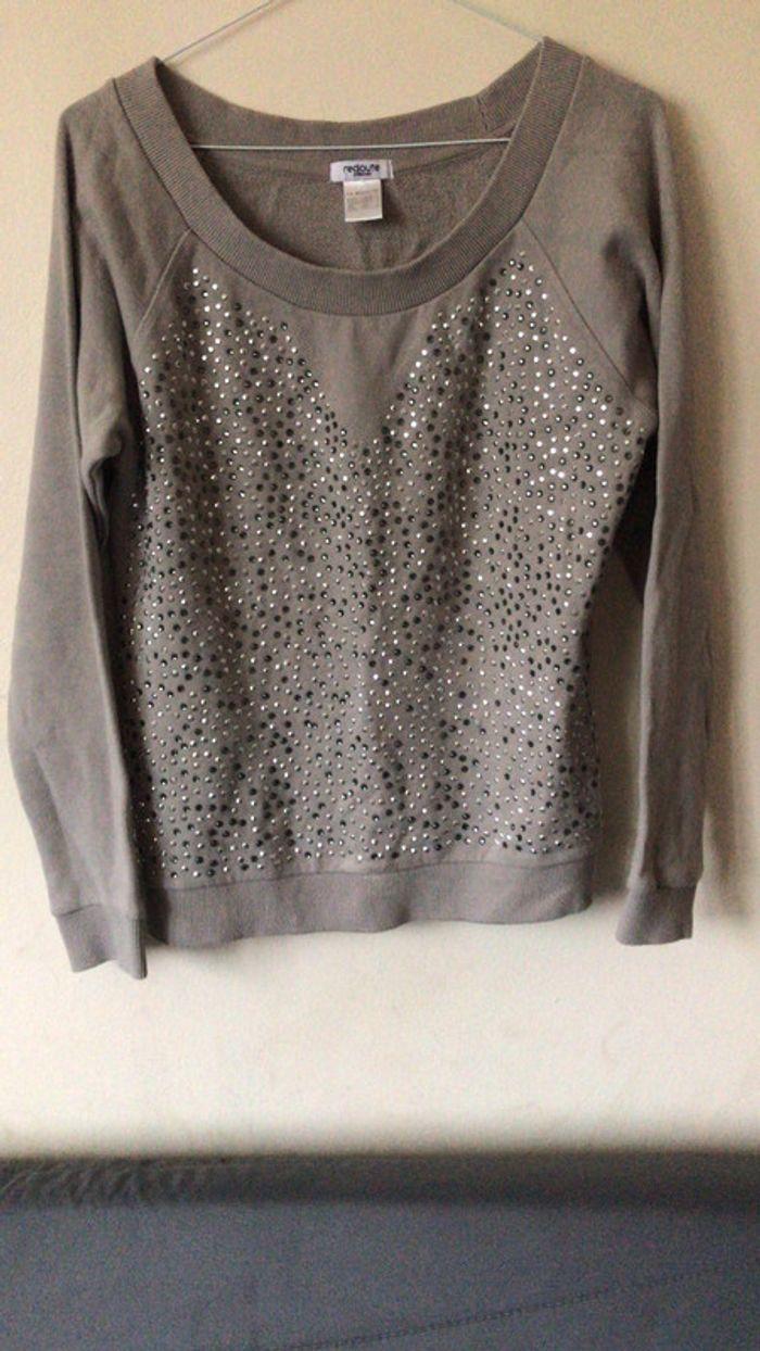 Pull femme à strass - photo numéro 1