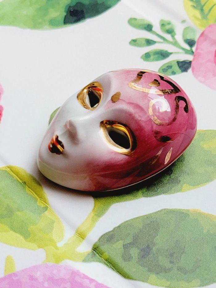 Broche Italie Masque de Venise Venezia visage gemme rose blanc doré - photo numéro 3