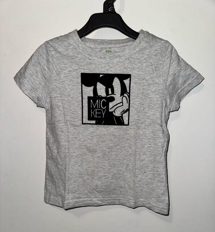 T-shirt Mickey garçon taille 3 ans ! - photo numéro 1