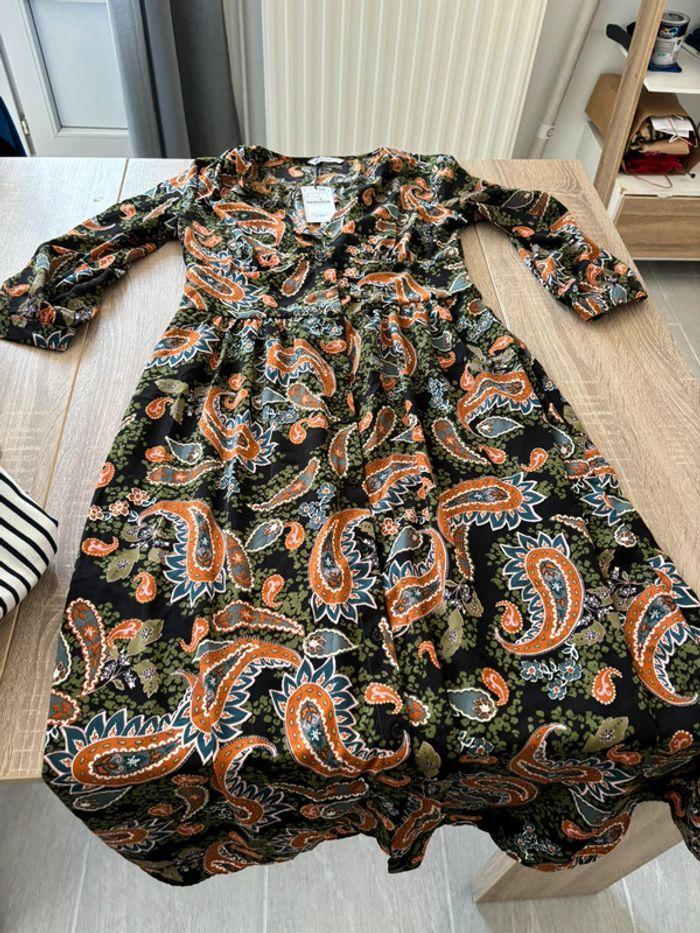 Robe longue à motif stradivarius neuf - photo numéro 1