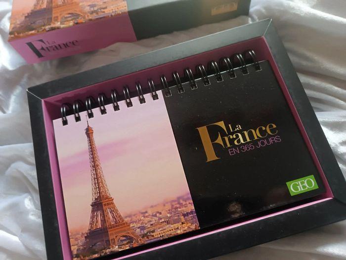 Calendrier perpétuel la France en 365 jours - photo numéro 2