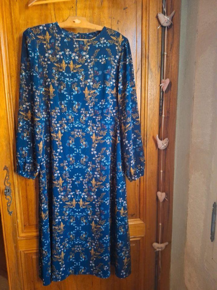 Robe kiabi très bon état - photo numéro 5