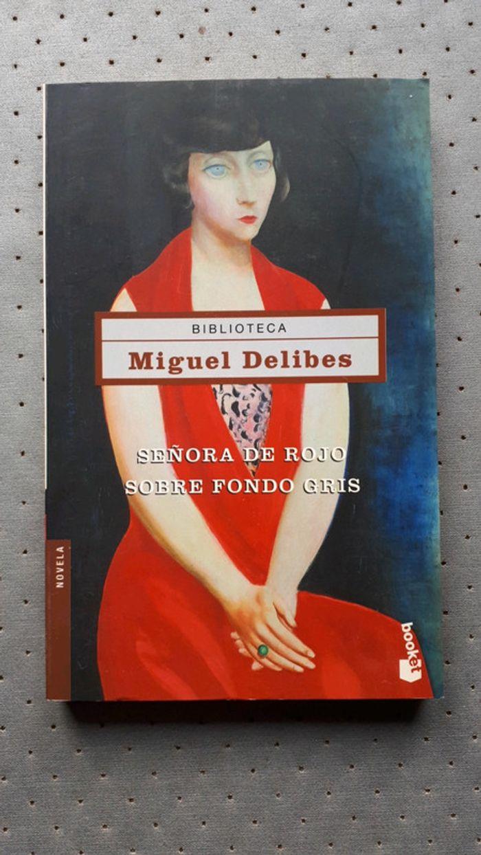 Señora de rojo sobre fondo gris - Miguel Delibes - photo numéro 1