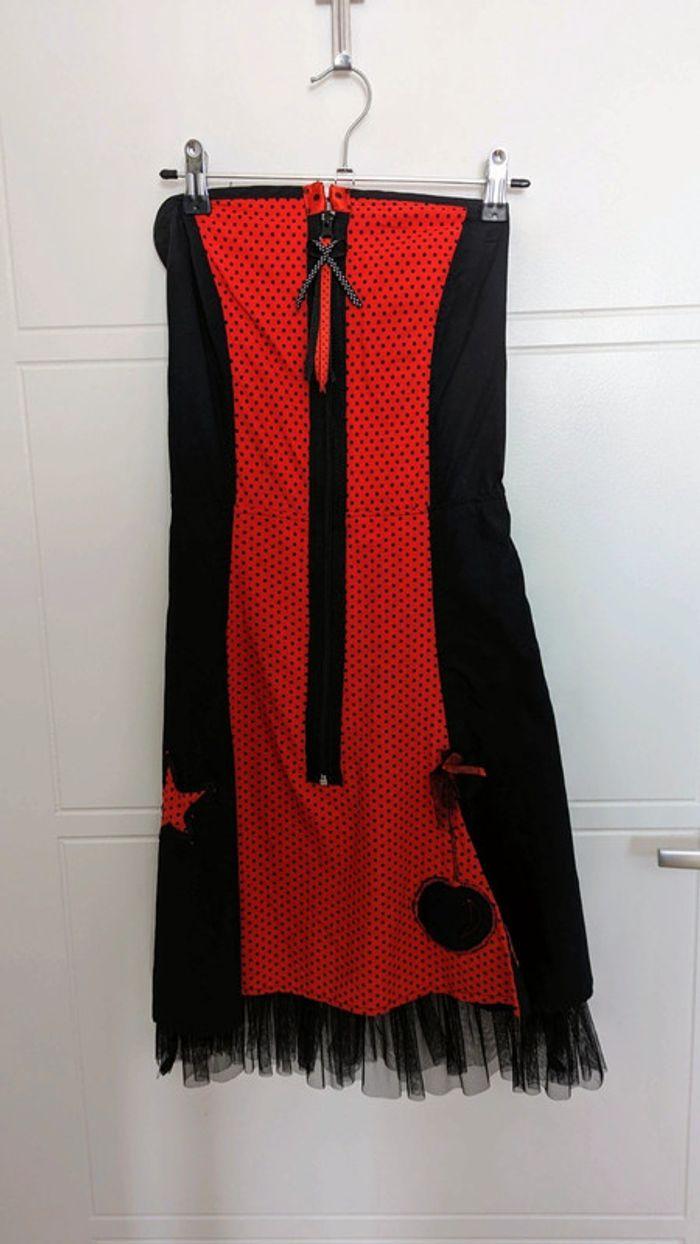 Robe bustier rouge à pois