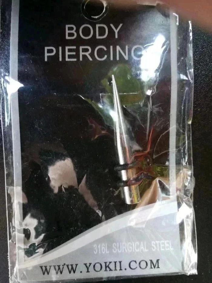 Piercing neuf - photo numéro 2