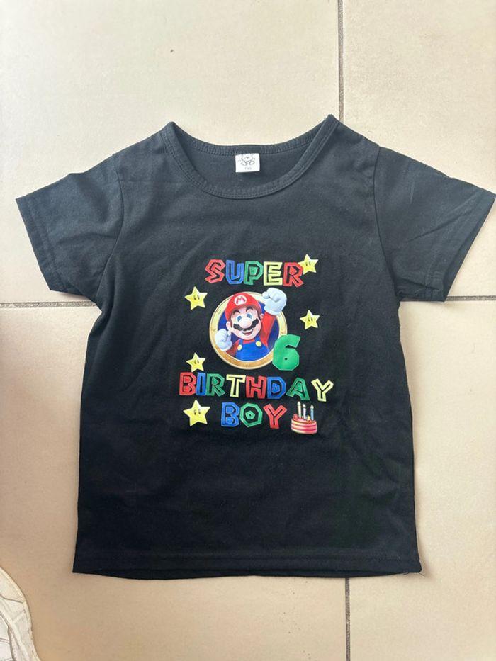 T-shirt happy birthday 6 ans Mario - photo numéro 1