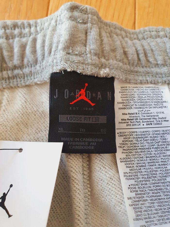 Pantalon de Survêtement  "Nike Jordan" pour femme neuf avec étiquette taille XL. - photo numéro 6