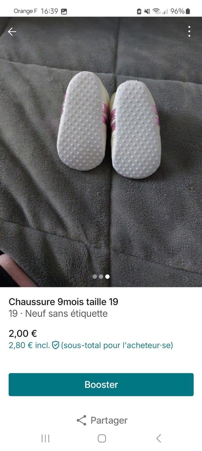 Chaussures taille 19 - photo numéro 2