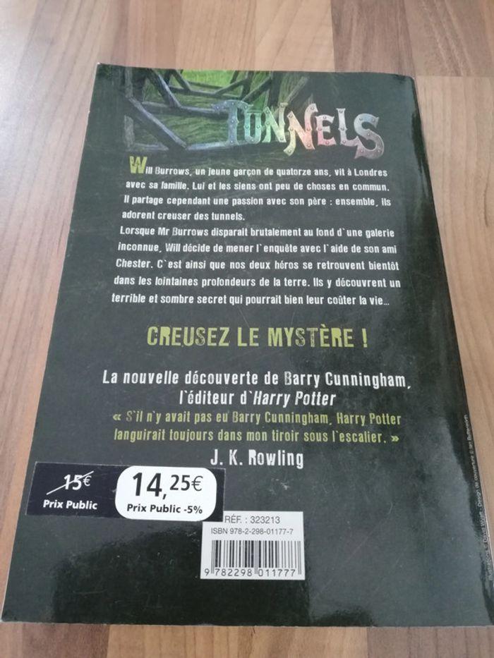 Livre tunnels tome 2📚 - photo numéro 5