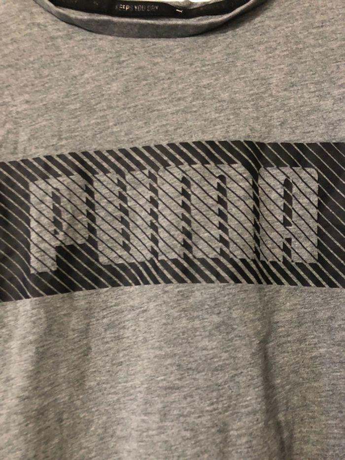 T shirt Puma . 12/14 ans - photo numéro 3