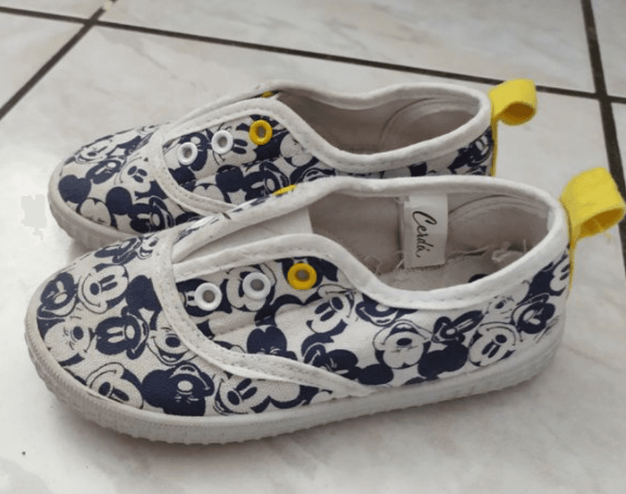 Chaussure en toile enfant