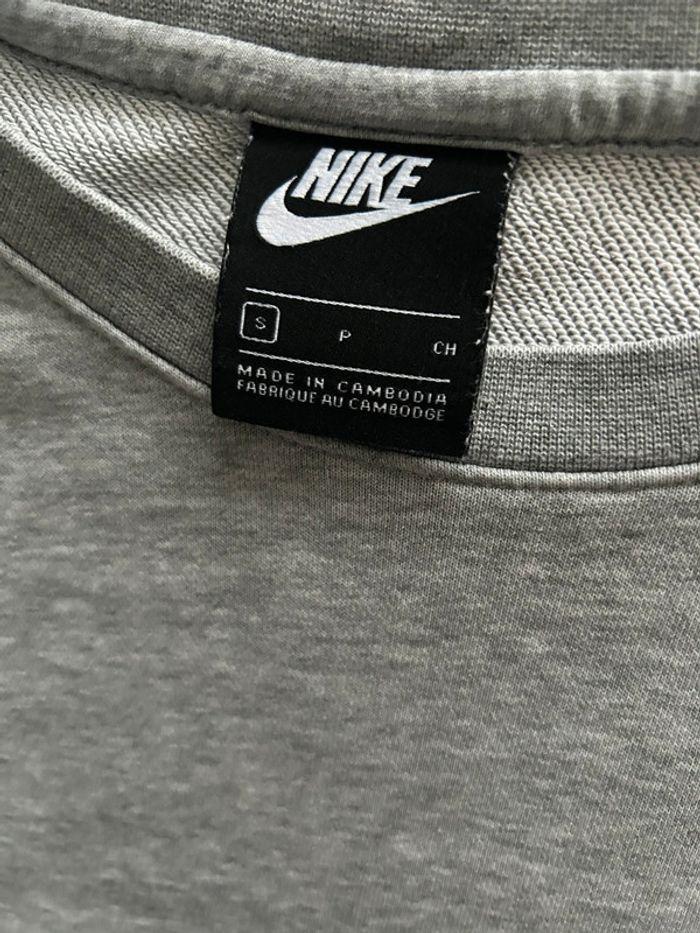 Survêtement Nike taille S - photo numéro 3