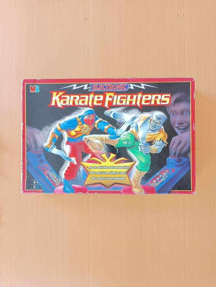 Jeu Electronic Karate Fighters MB Complet - photo numéro 1