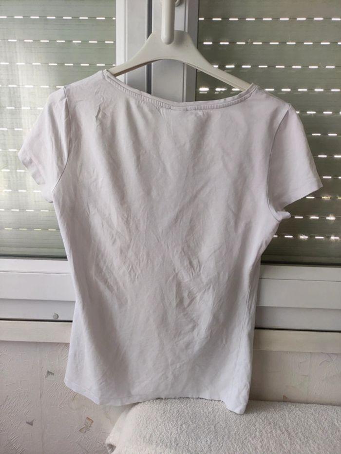 T-shirt taille 36 - photo numéro 2