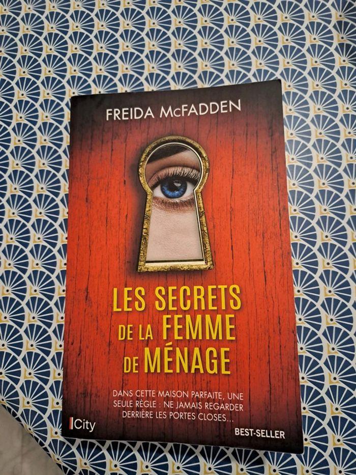 Livre les secrets de la femme de ménage - photo numéro 1