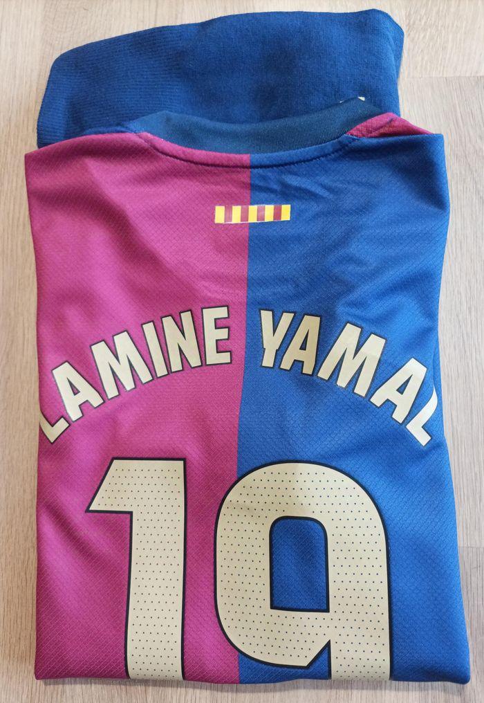 Maillot Barcelone Lamine Yamal taille 8 ans modèle 2025 - photo numéro 6