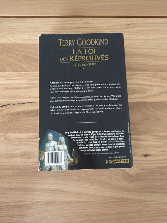 Terry Goodkind - l'épée de vérité Tome 6 - photo numéro 2