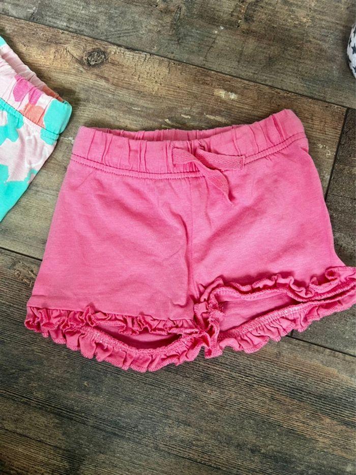 Lot de 2 shorts taille 6 mois neuf - photo numéro 3