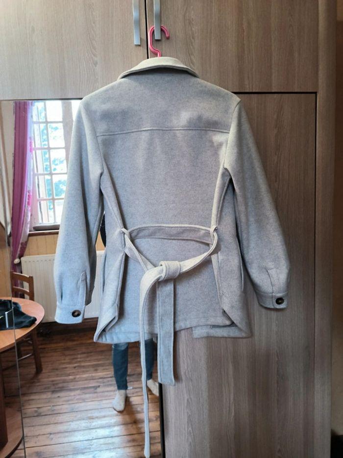 Manteau gris - photo numéro 3