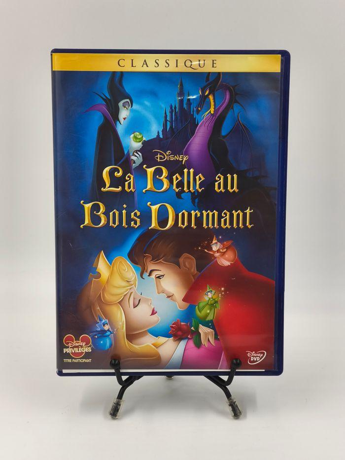 Film DVD Disney : La Belle au Bois Dormant en boite