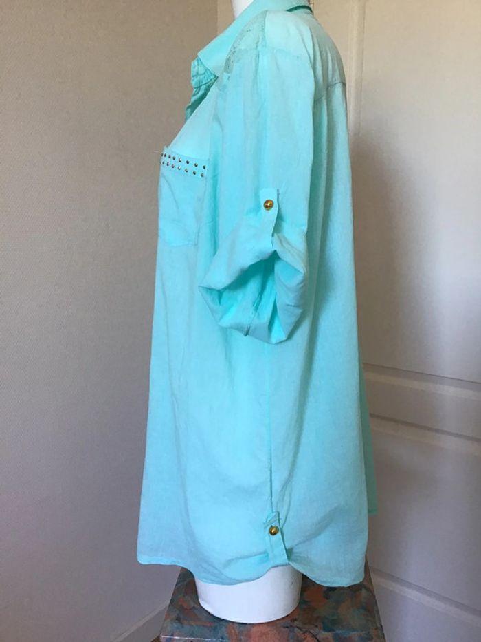 Chemise turquoise avec empiècement en dentelle - photo numéro 5