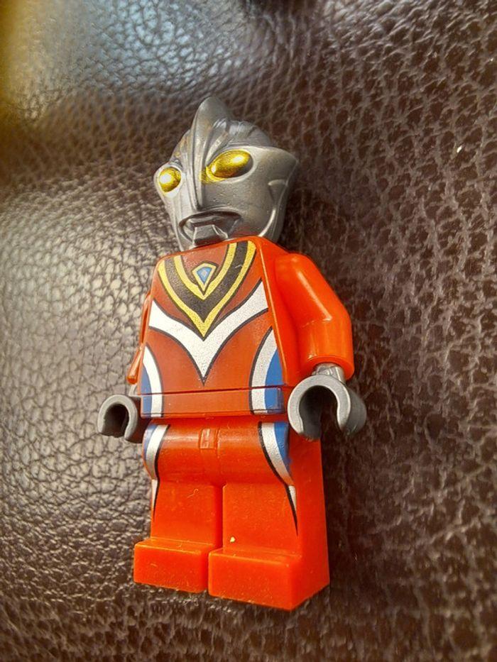 Figurine Lego compatible Ultraman - photo numéro 3