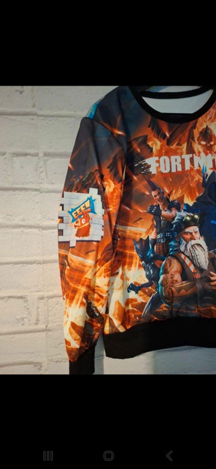 Fortnite le pull - photo numéro 3