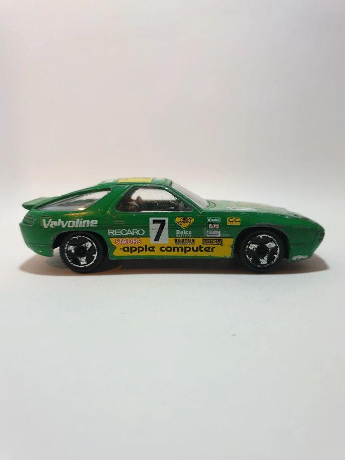 Burago Porsche 928 S4, Verte, 1/43, Made in Italy - photo numéro 4