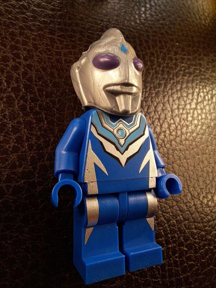 Figurine Lego compatible Ultraman - photo numéro 3