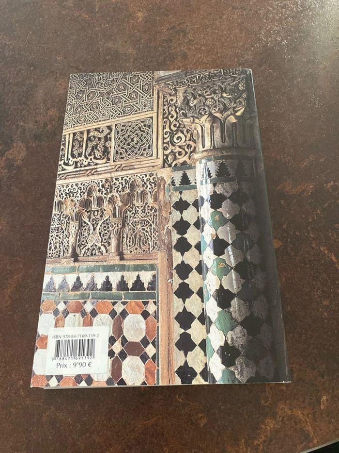 Livre sur l’alhambra - photo numéro 2