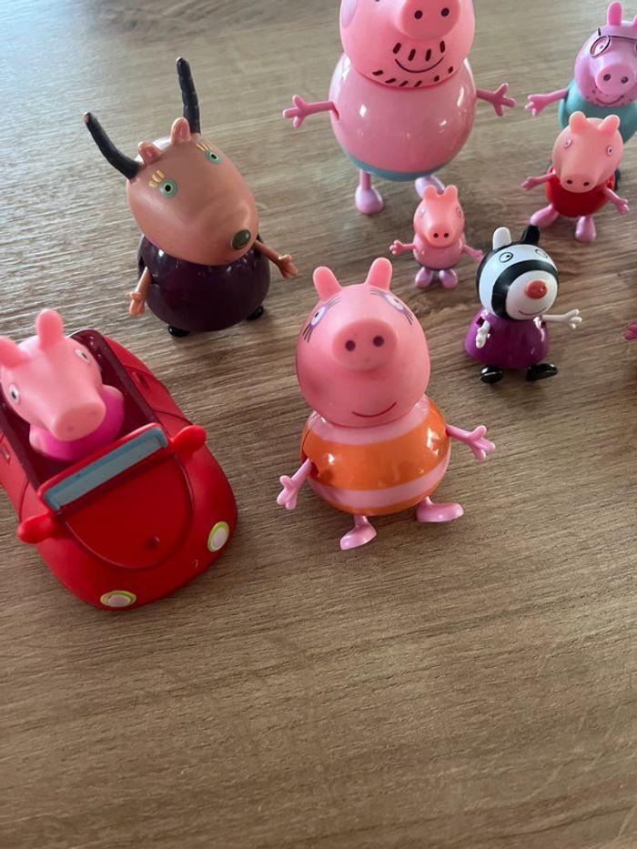 Lot de figurines peppa piG - photo numéro 2