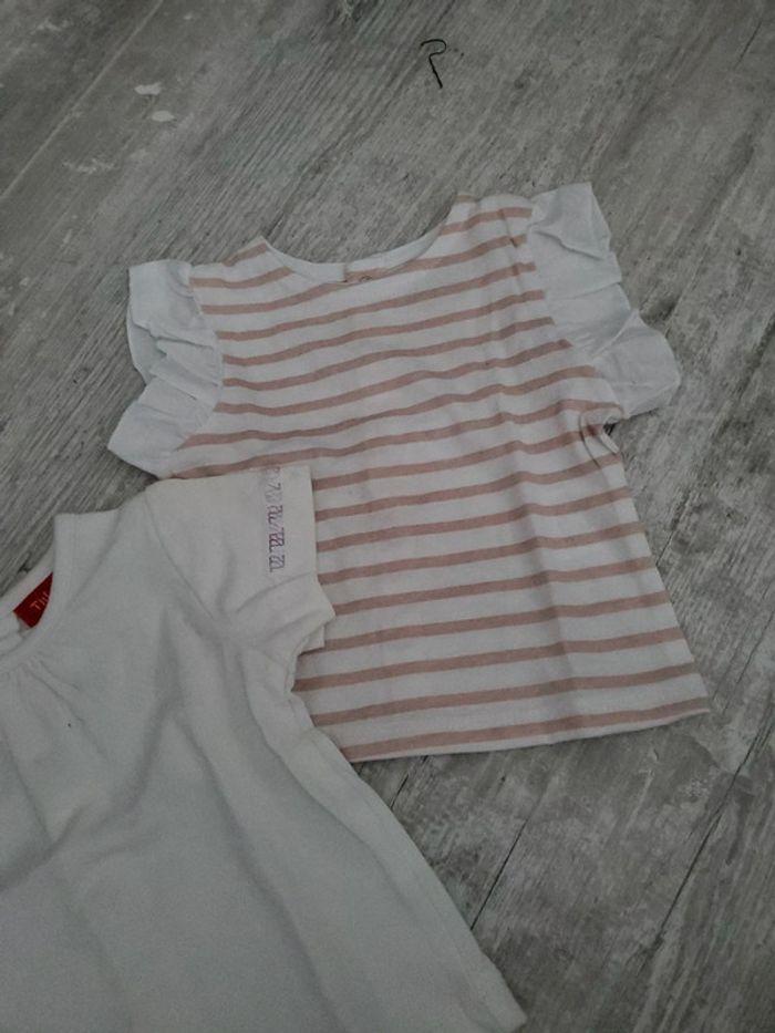 Lot de 2 t-shirts  taille  1 mois - photo numéro 3