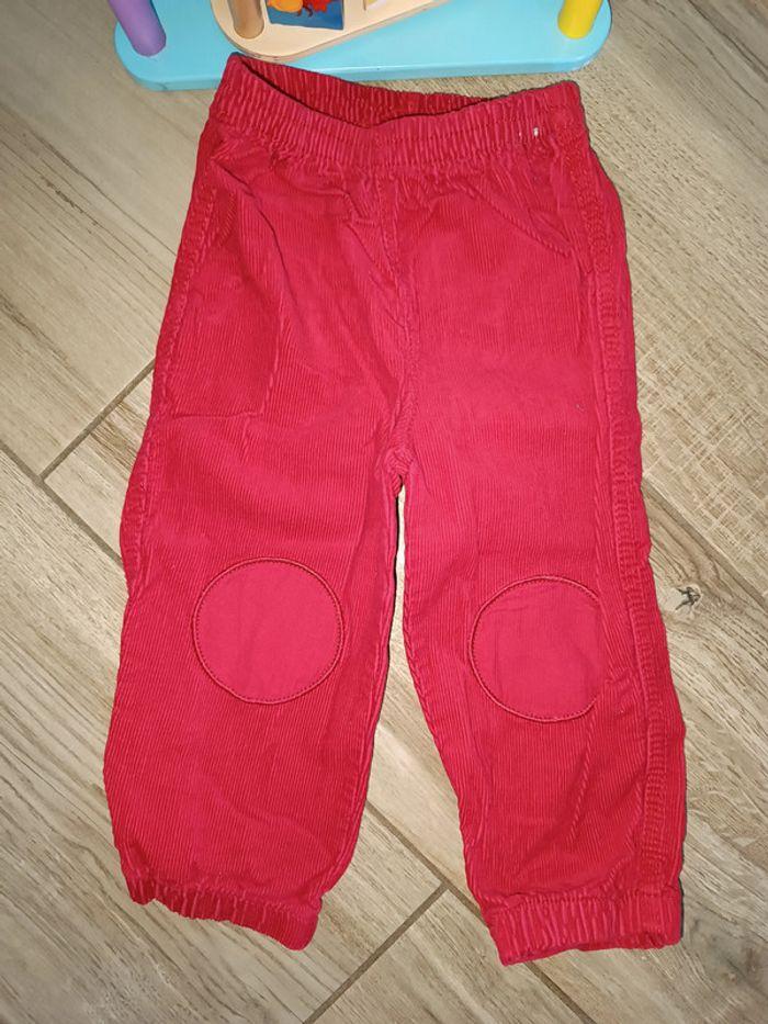 Pantalon rouge velour 18 mois - photo numéro 1