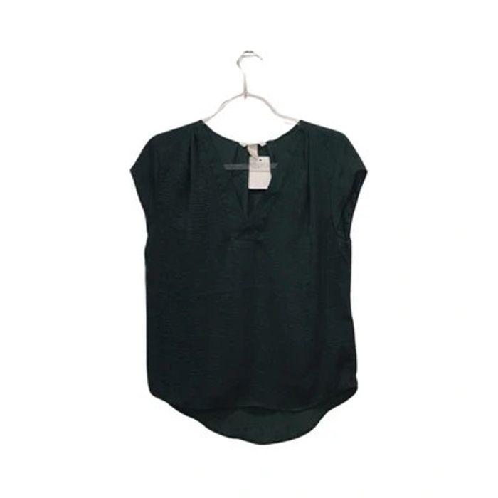 Blouse à manches courtes satin vert sapin – H&M – T 34 - photo numéro 2