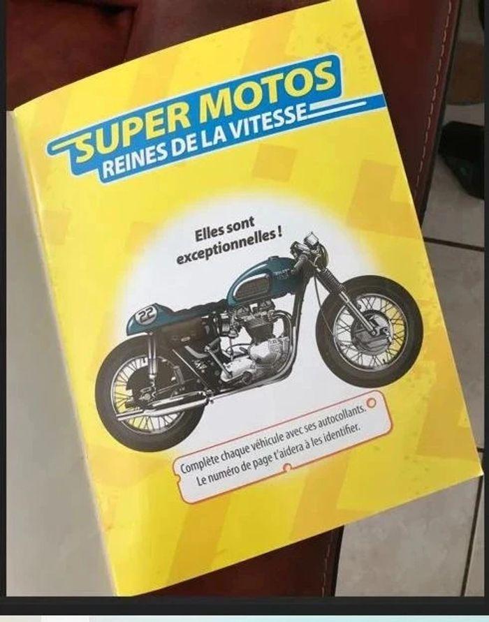 Livre album autocollants moto bon état - photo numéro 2