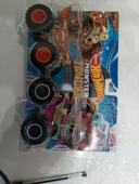 Monster truck hot Wheels neuf, 1/64, "Carbonator XXL " et " 1 Bad Scoop "