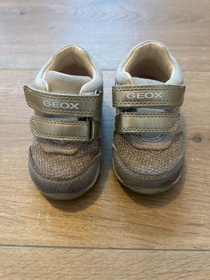 Chaussures GEOX dorées 18 - photo numéro 1