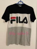 T-shirt à manches courtes gris noir et blanc fila taille S