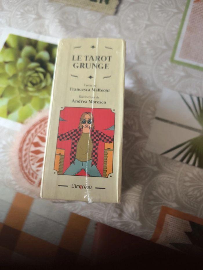 Tarot :  Le Tarot Grunge neuf sous blister - photo numéro 4