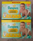 Lot de 2 paquets de couches Pampers taille 3