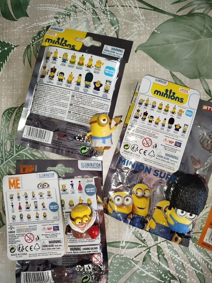 Lit 7 figurines les minions avec emballage - photo numéro 2