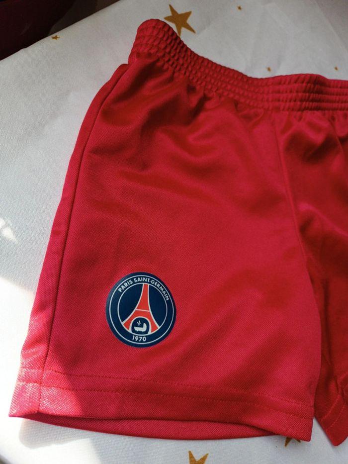 Short garçon fille foot football PSG Paris germain rouge 12 18 1 80 86 tenu bébé baby nike - photo numéro 3