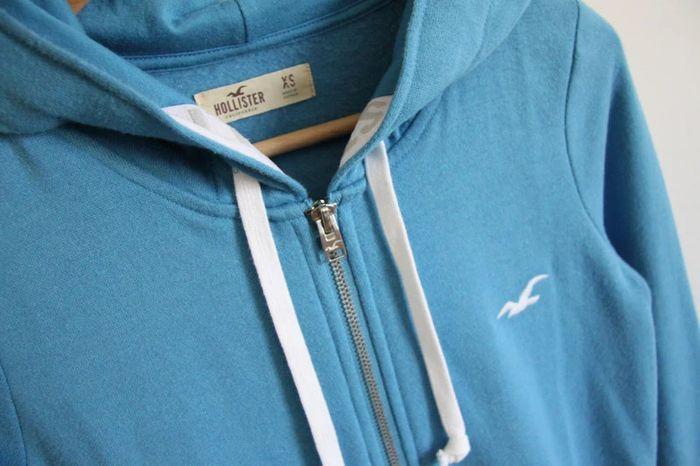 Hoodie / Sweat à capuche zippé long Hollister neuf taille XS - photo numéro 3