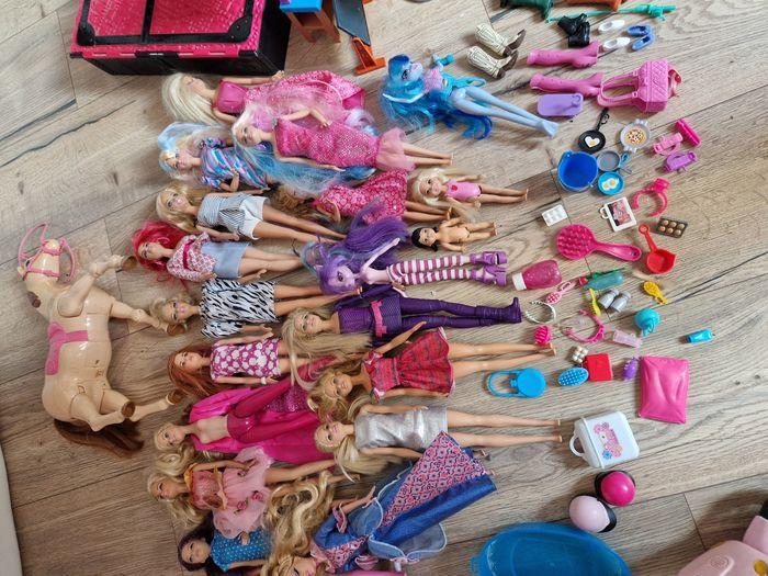 Lot Barbie Scooters Cheval et accessoires - photo numéro 2