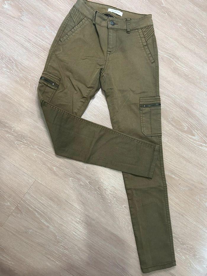 Pantalon kaki push-up style cargo avec poche tendance - photo numéro 1