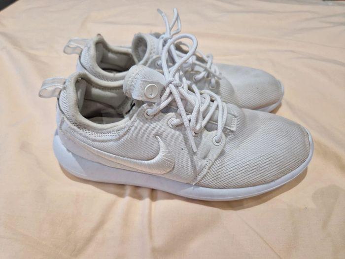 Basket nike blanche - photo numéro 1