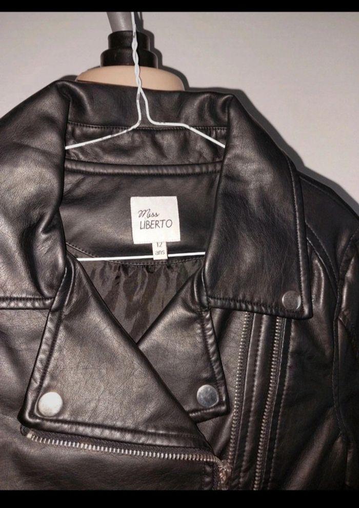 Veste simili taille 12 ans portée qu'une fois - photo numéro 2