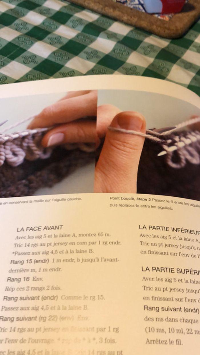 Livre tricot l’esprit créatif très bon état juste lu - photo numéro 4