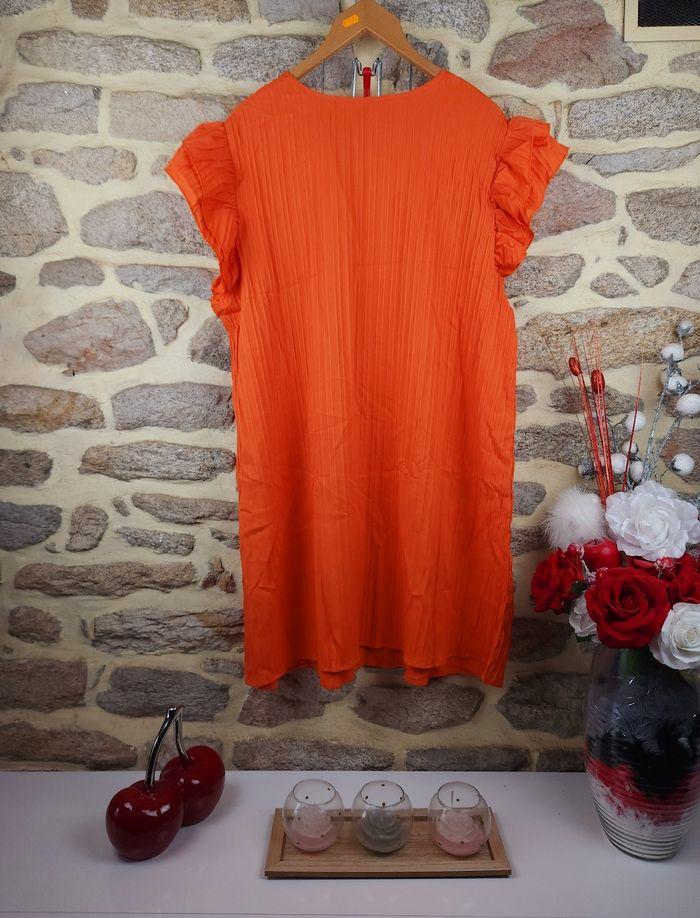 Robe manches volantées texturées orangée Femme Taille 52 marque Boohoo 🍓 - photo numéro 3