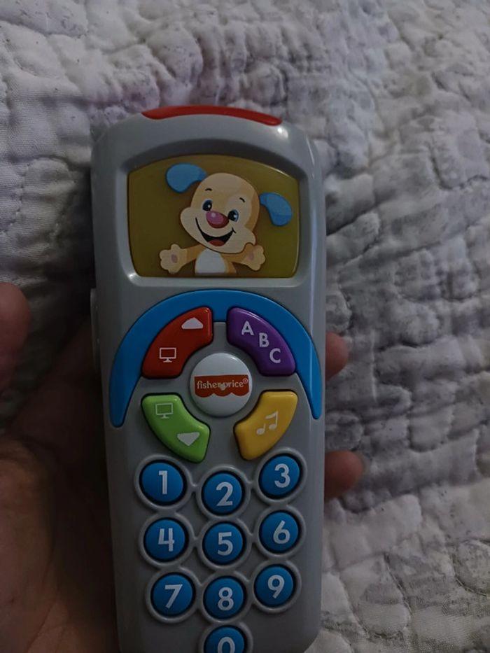 téléphone avec son fisher price - photo numéro 2